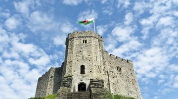 cardiff-castle-2235589_1920
